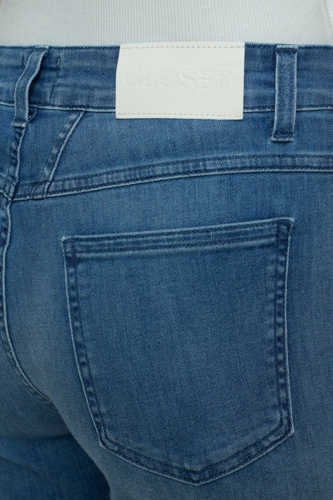 Jeans Pedal Pusher C22002-06e-33 Mid-Blue