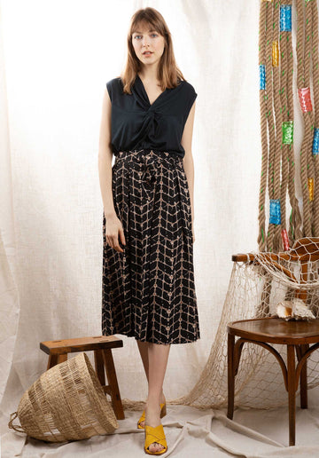 Skirt Basil Black-Square